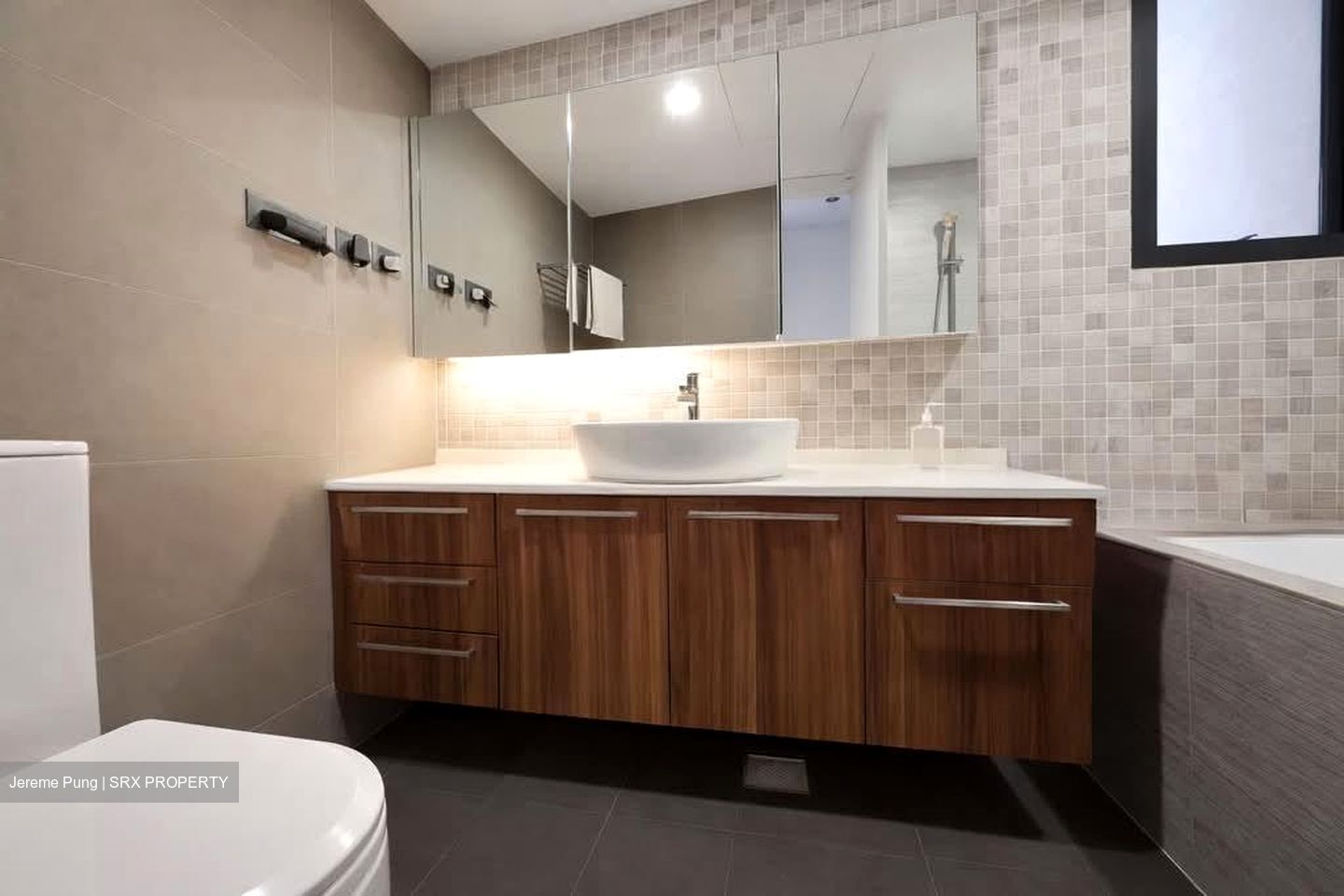 River Place (D3), Condominium #556618881